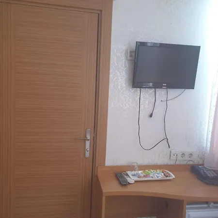 Grand Airport Hotel